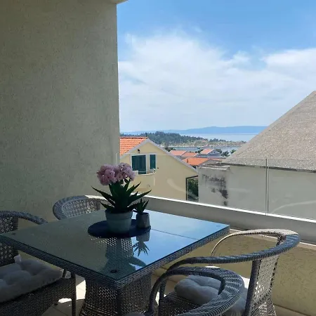 Modern With Garage Appartement *